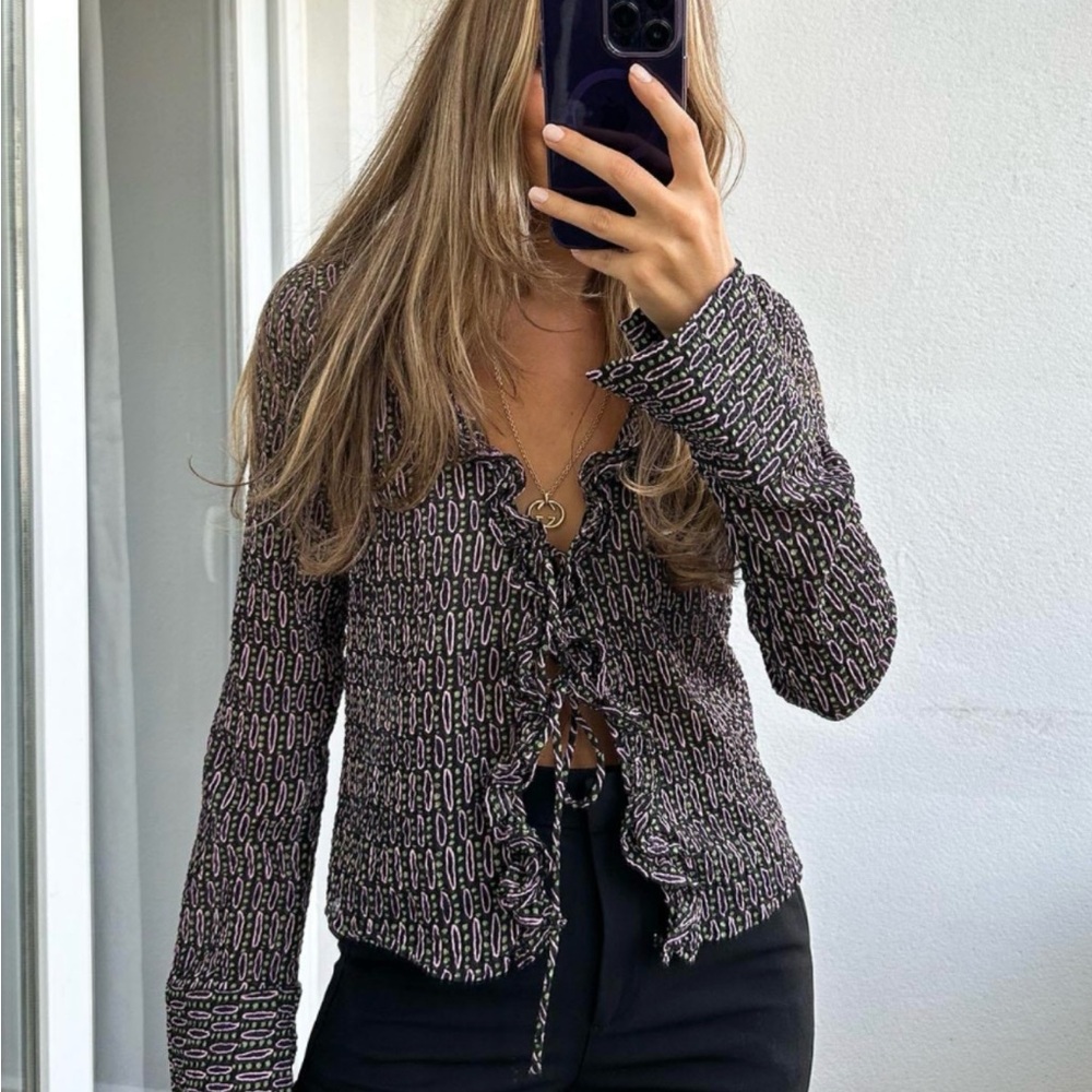 Zara Basic Ruffle Tie Front Large Top NWT